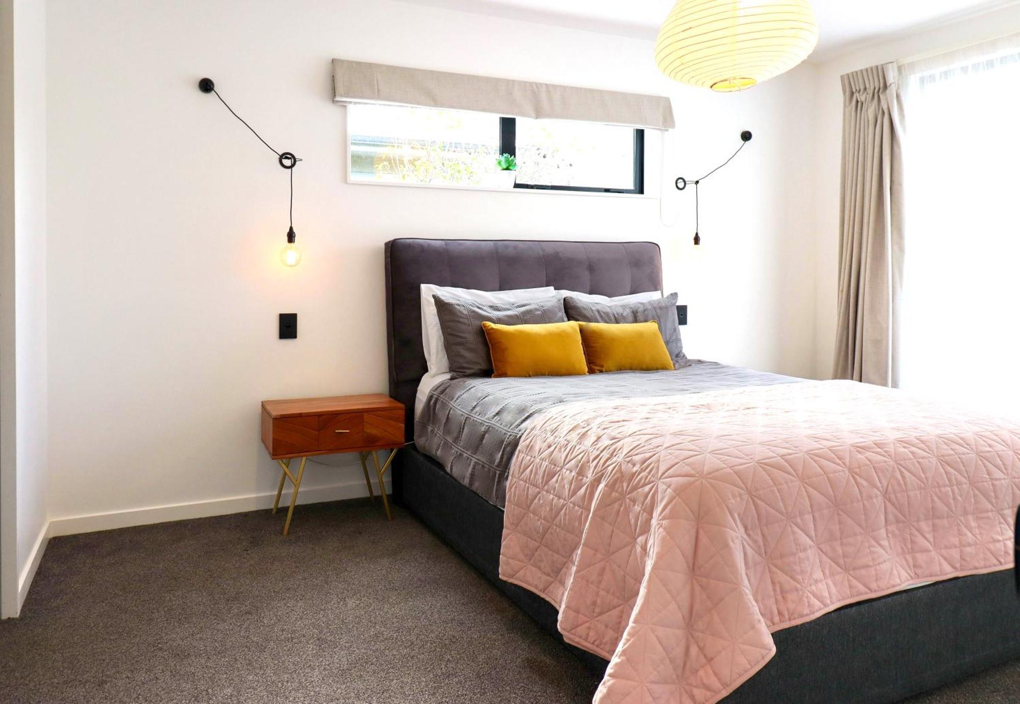Black Barn Modern: Luxe Martinborough Escape 외부 사진
